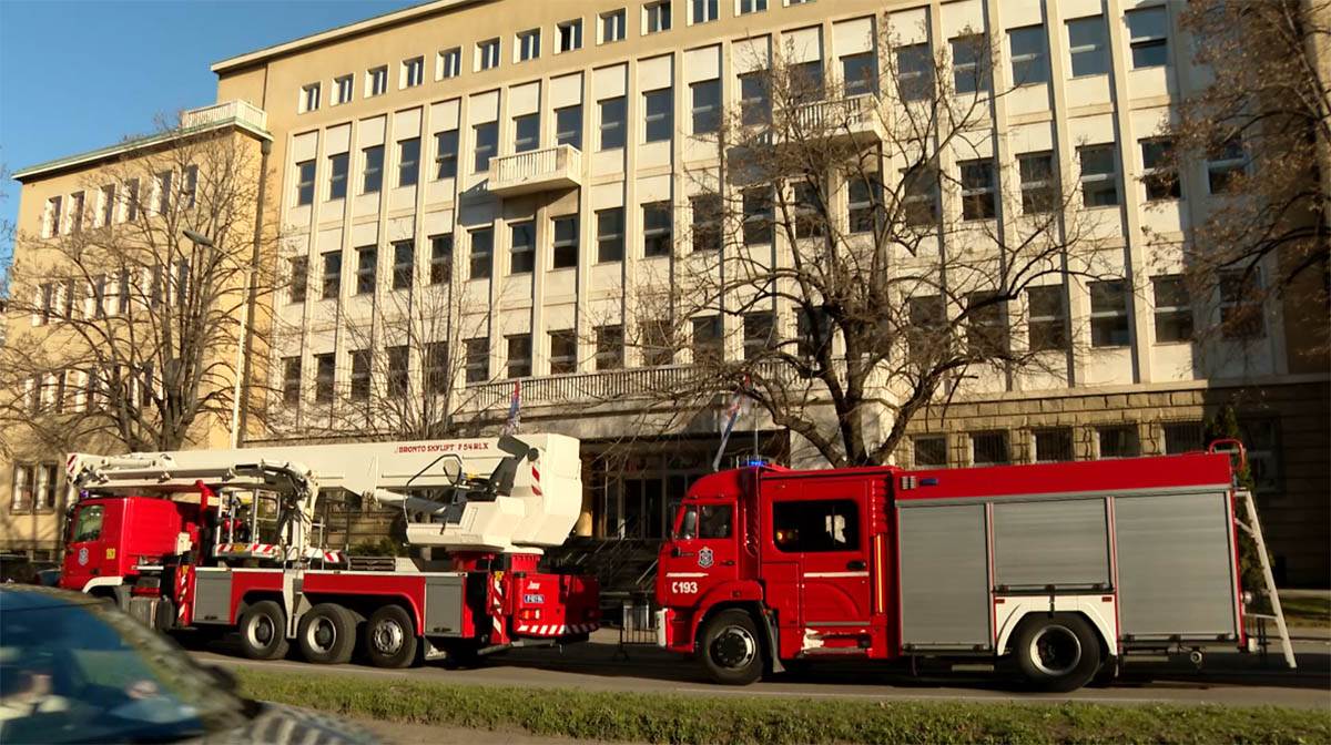 Požar u Specijalnom sudu u Beogradu (4).jpg