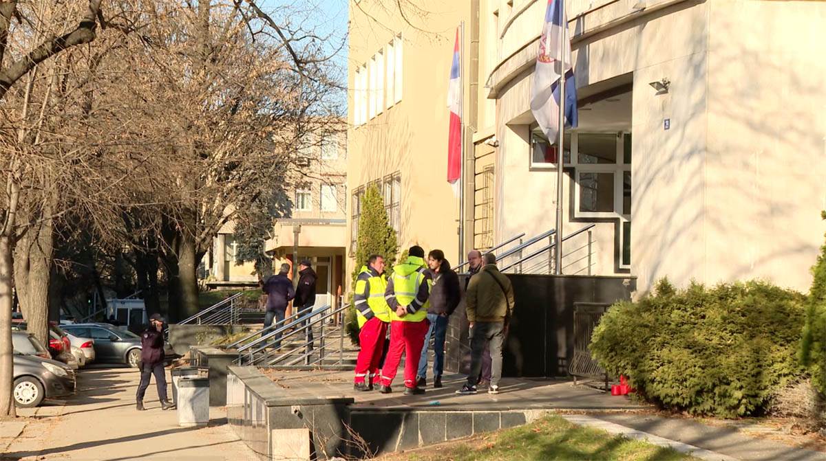 Požar u Specijalnom sudu u Beogradu (1).jpg