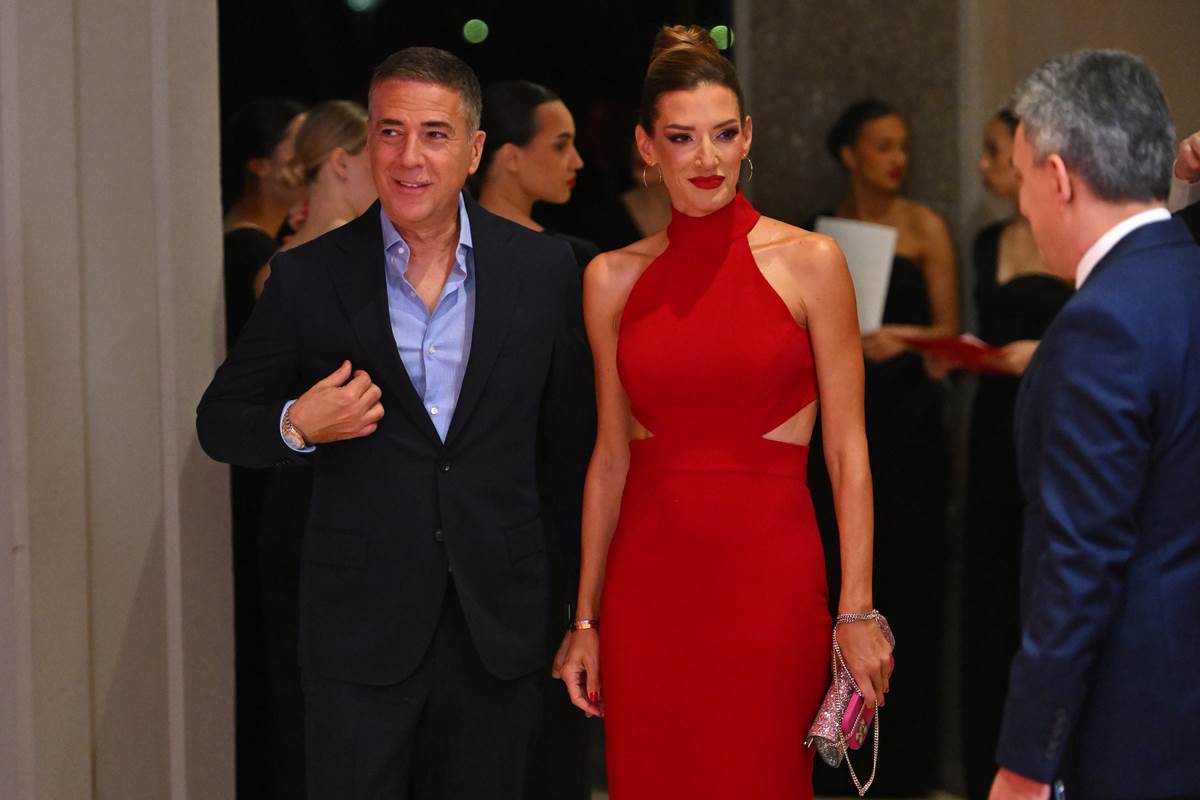 Željko i Jovana Joksimović na koktelu Zvezde