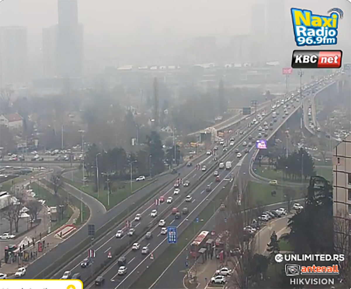 Gužva u beogradu (1).png