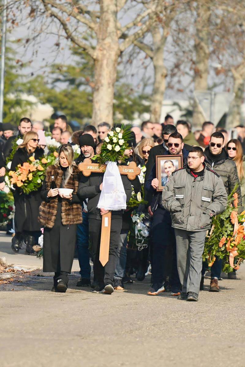 Sahrana Živka Bakića (1).jpg