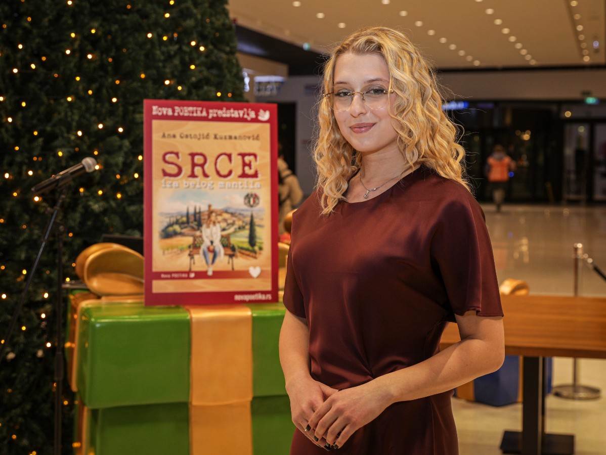 knjiga_srce_iza_belog_mantila_ana_ostojić_kuzmanović_stefan_stojanović_ (6).jpg