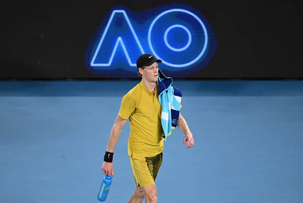 Janik Siner - Eliot Spiciri na Australijan openu (9).jpg