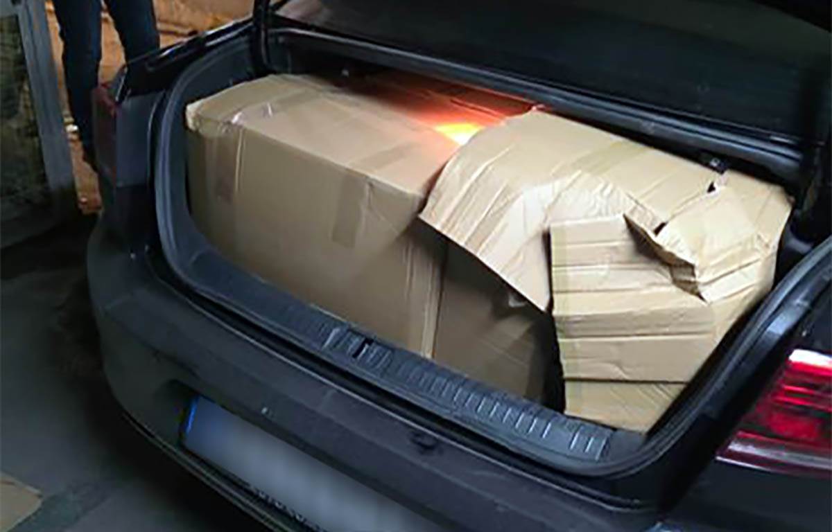 Zaplena droge u Surčinu (4).jpg