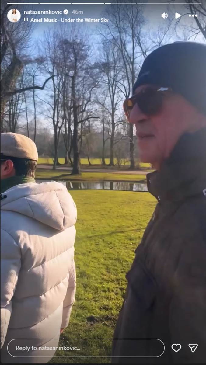 Nataša Ninković sa porodicom (2).jpg