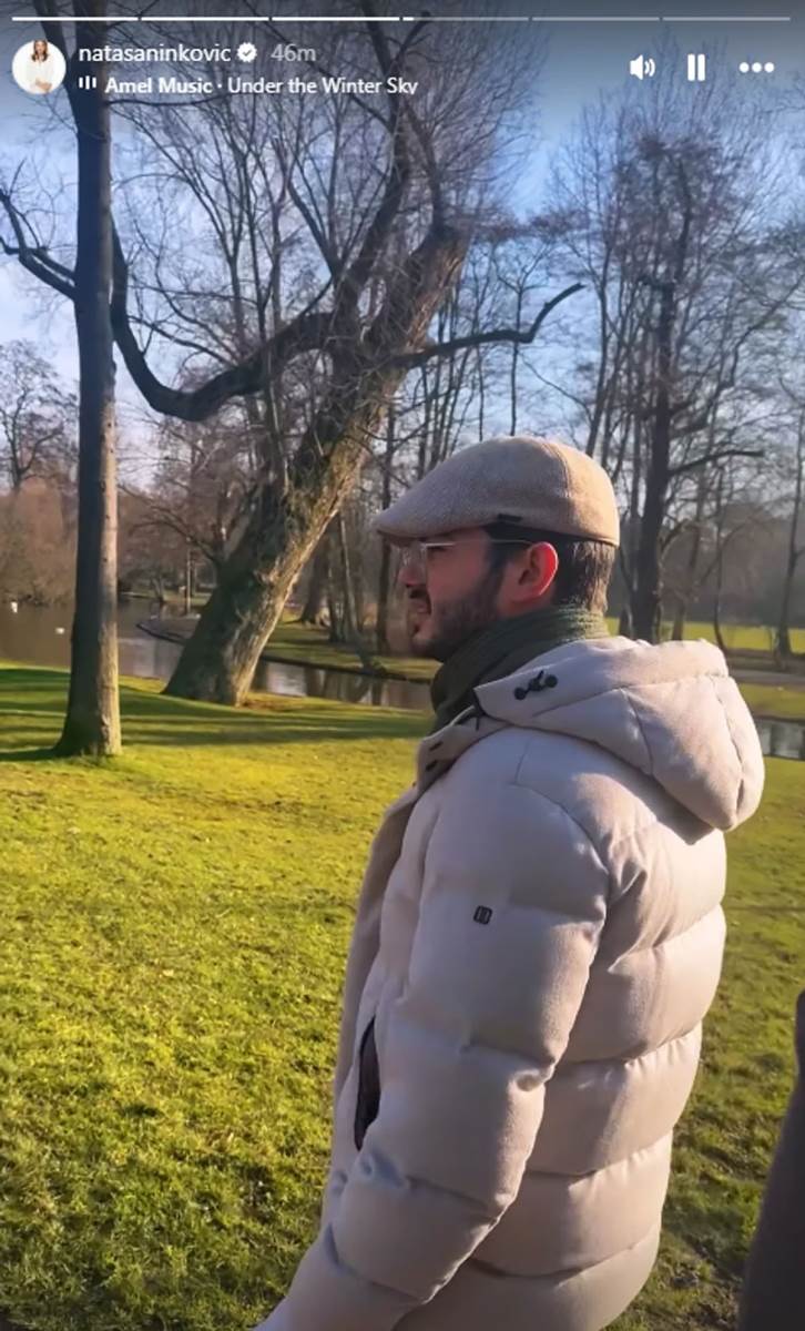 Nataša Ninković sa porodicom (3).jpg