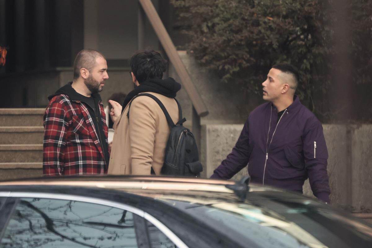 Ognjen Amidžić u gostima kod Čede i Ace: Prve slike voditelja nakon što je dobio ćerku, sa njim i poznato lice