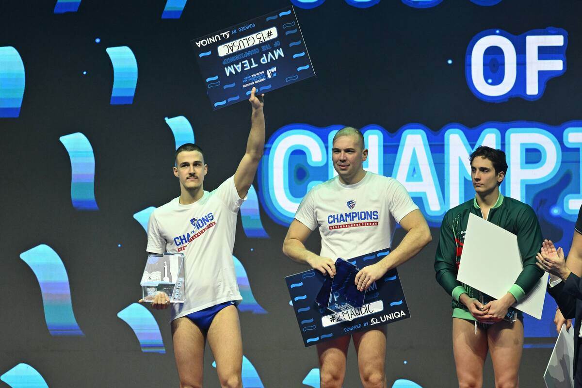 Vaterpolo Srbija - Mađarska, dodela medalje (4).JPG