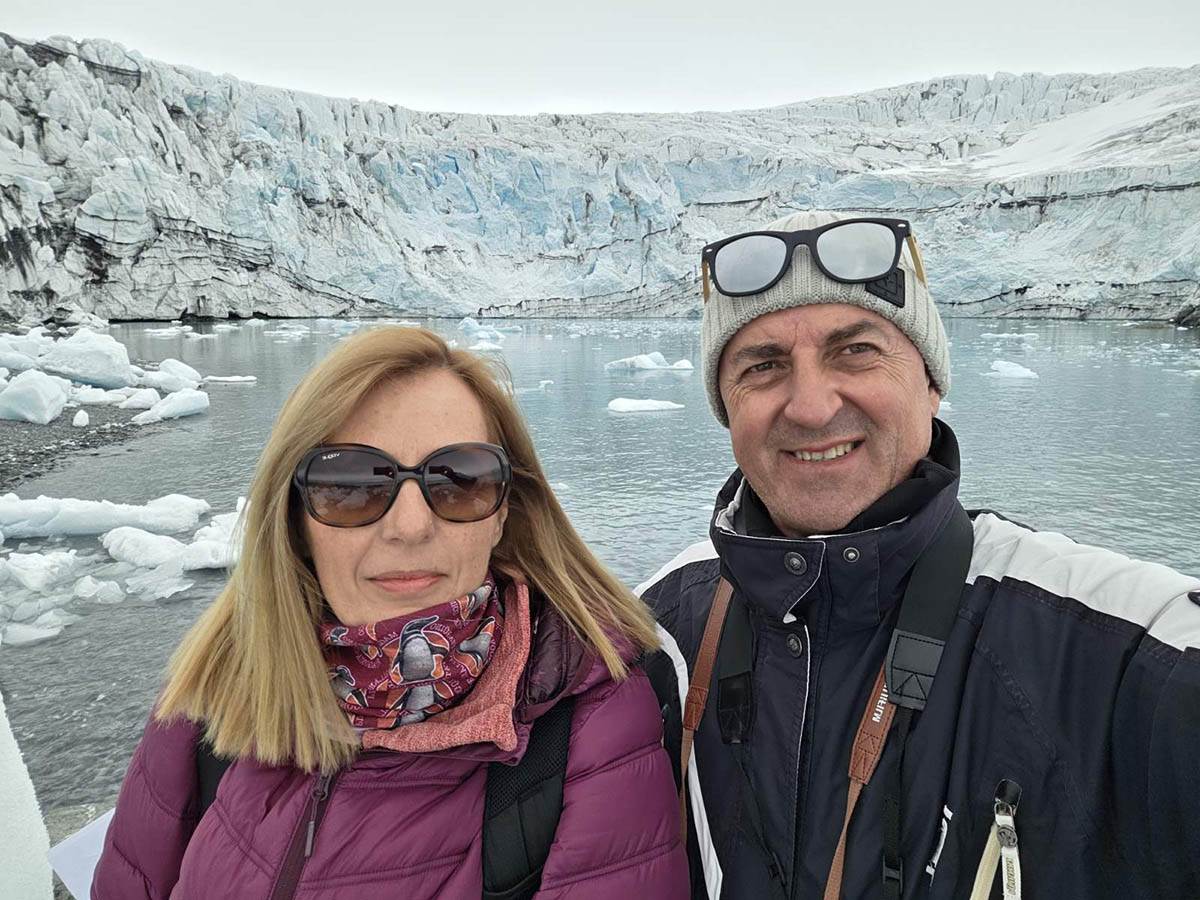 Crnogorski naučnici na Antartiku (9).jpg