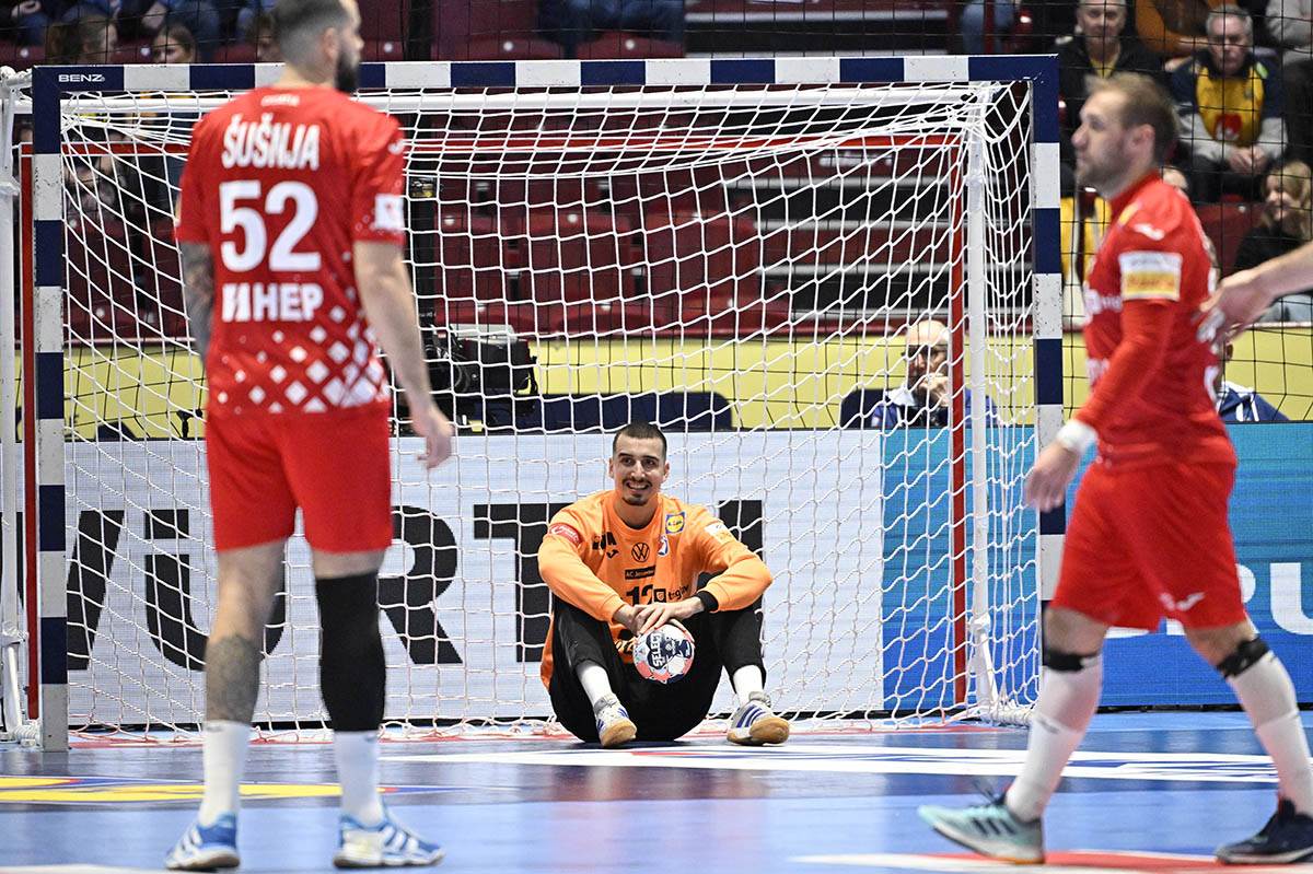 Slovenija-Hrvatska (2).jpg