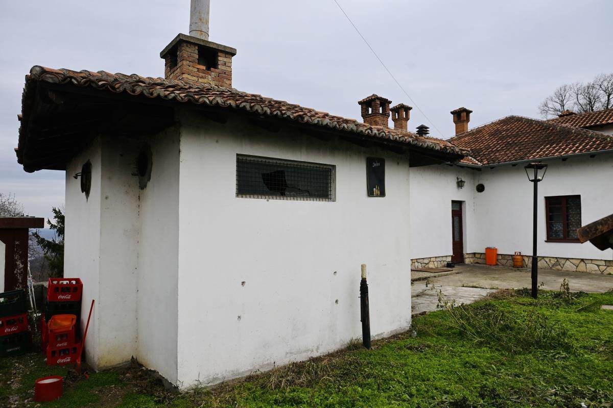 Biznis Zorice Marković propao, stopirala izgradnju kuće: Ostao samo lom i pustoš, meštani govorili o dugovima