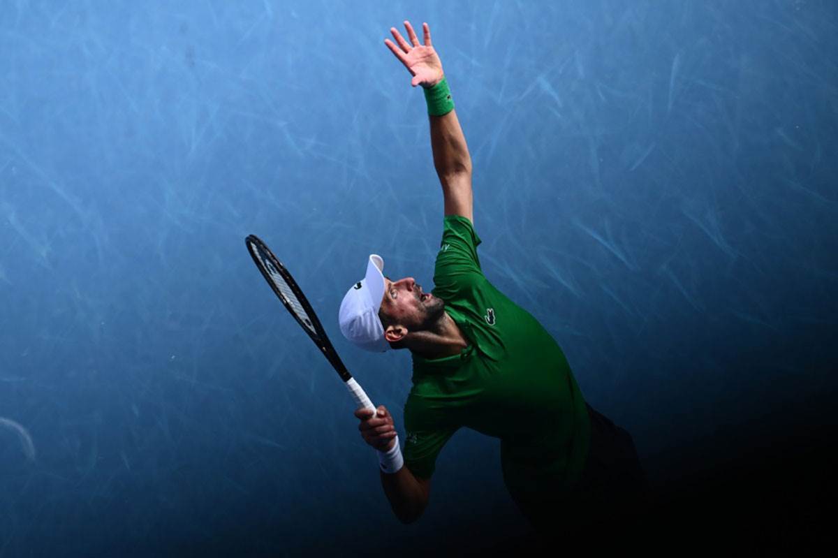 Novak Đoković - Lorenco Muzeti na Australijan openu (4).jpg