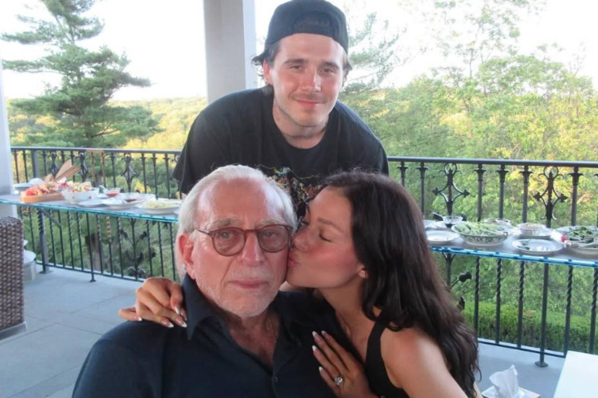 Bruklin Bekam Nikol Pelc