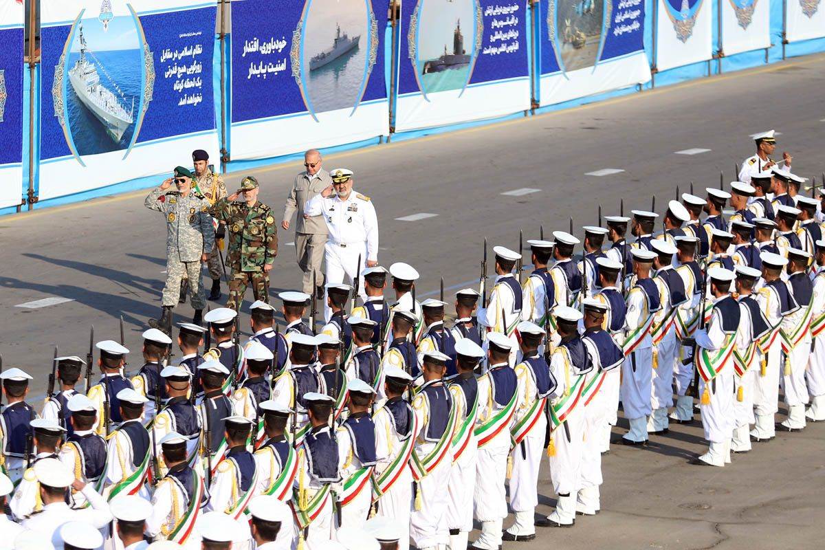 Habibolah Sajari, Iran, iranska vojska