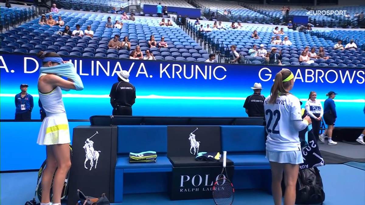 Aleksandra Krunić nosi dres Srbije (6).jpg