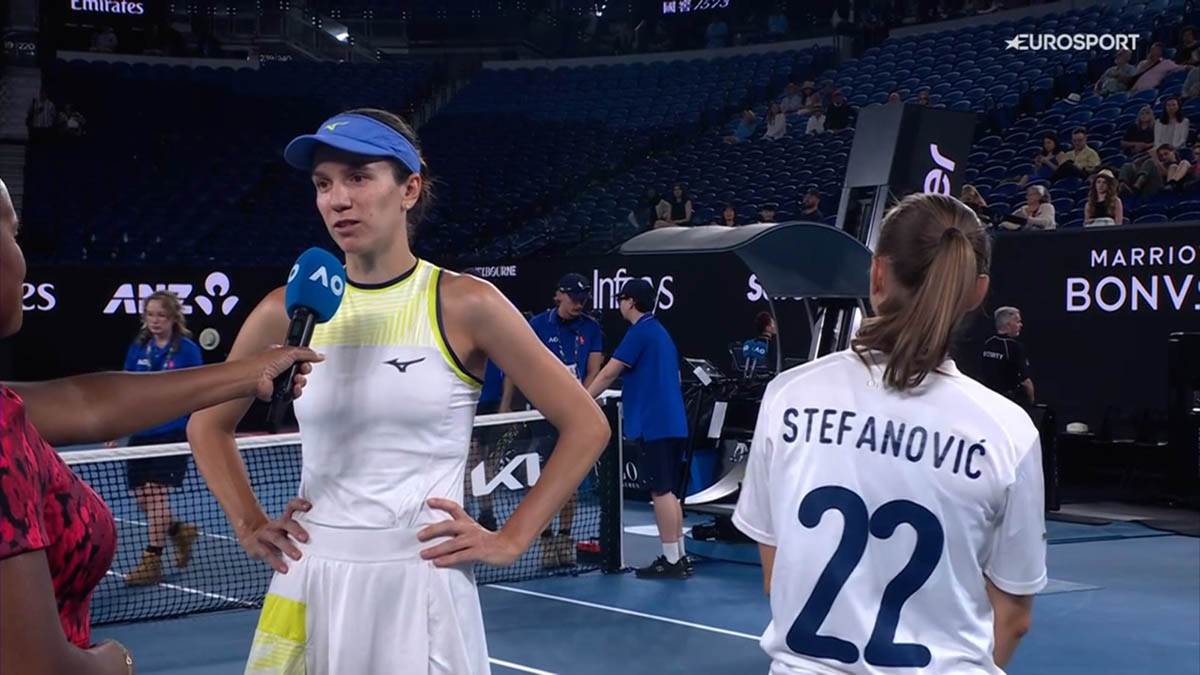 Aleksandra Krunić daje izjavu u dresu Srbije (4).jpg