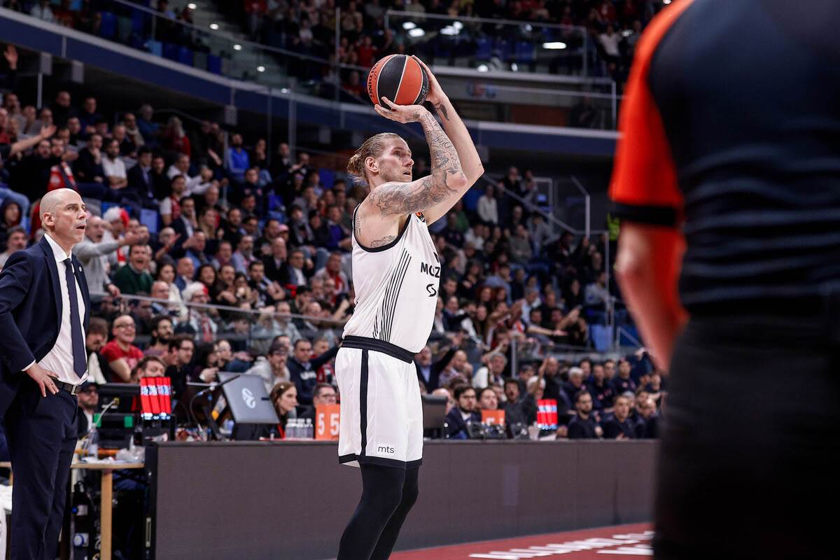 Olimpija Milano - Partizan (4).jpg