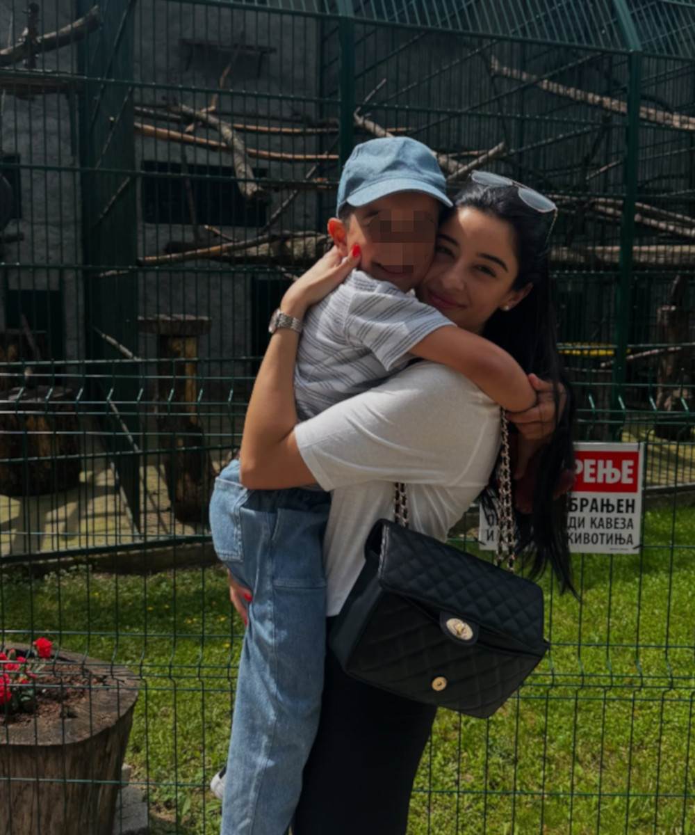 Marina Gagić sin Darko Lazić 3.jpg