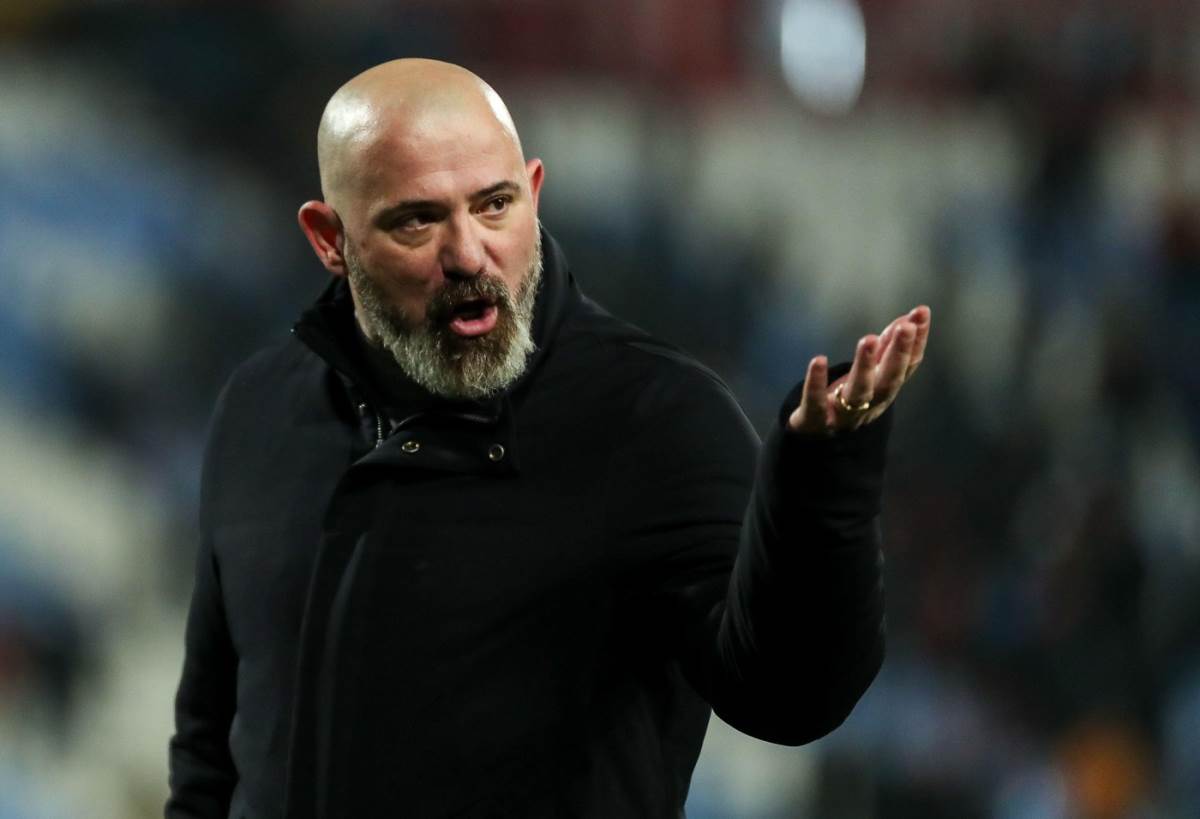 Dejan Stanković u sukobu sa navijačem na Zvezda Selta