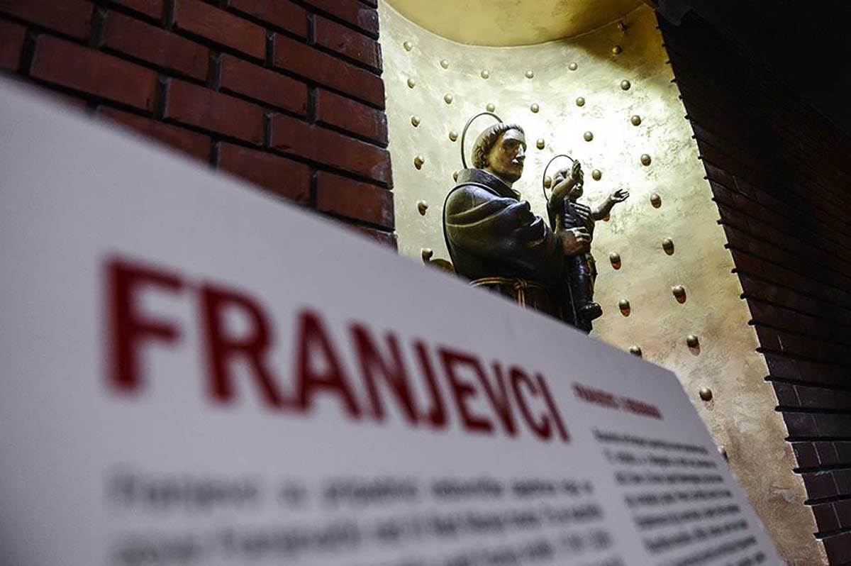 Crkva Svetog Ante Padovanskog (9).jpg