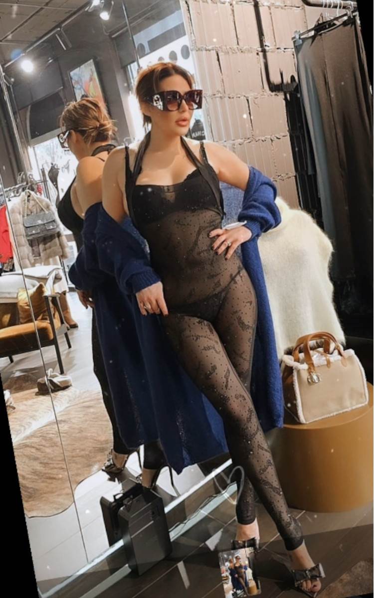 Ana Nikolić donji veš.jpg