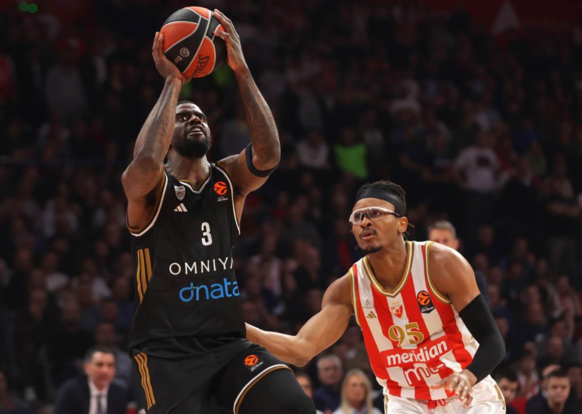 Crvena Zvezda - Dubai  (3).jpg