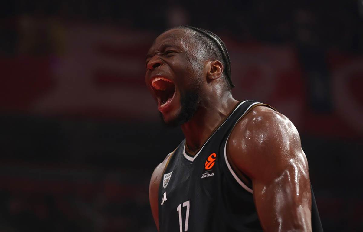 Crvena Zvezda - Dubai (1).jpg