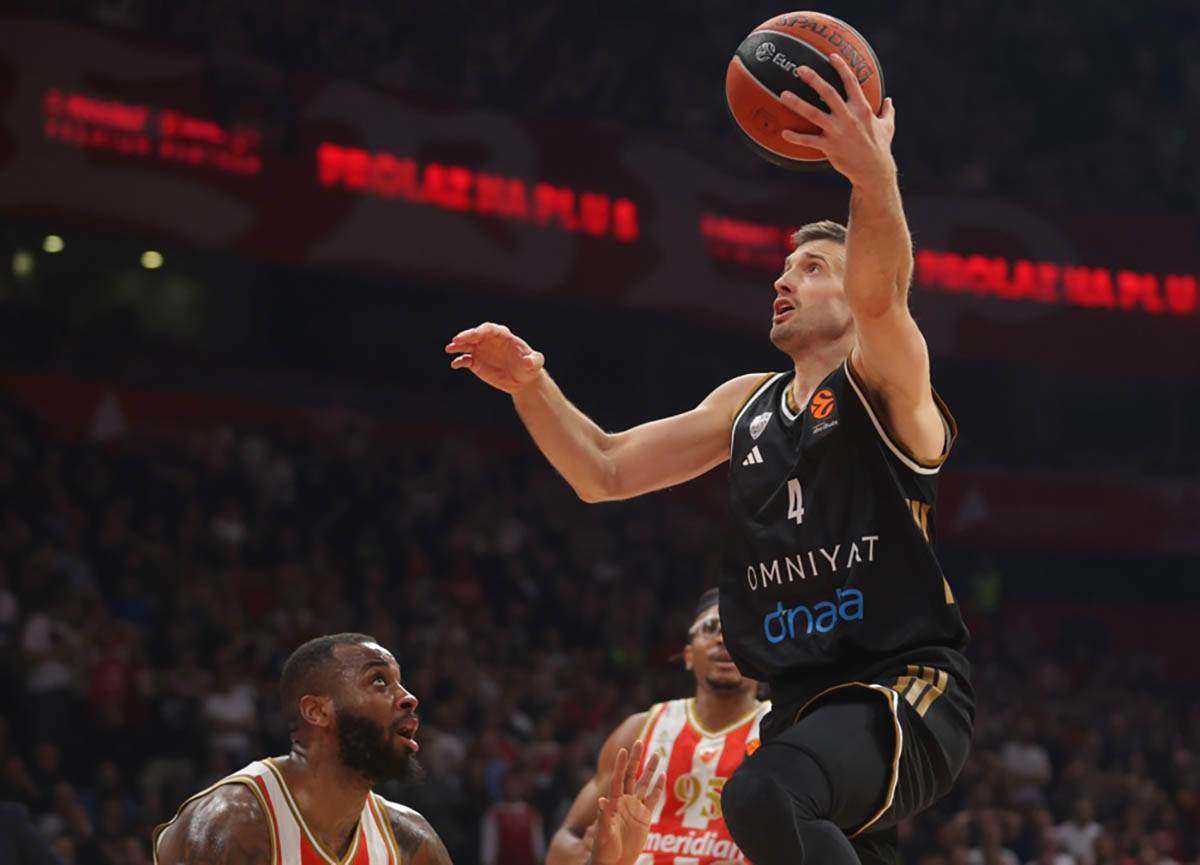 Crvena Zvezda - Dubai (3).jpg