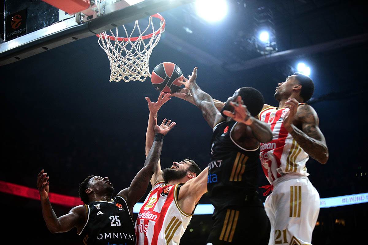 Crvena Zvezda - Dubai (5).jpg