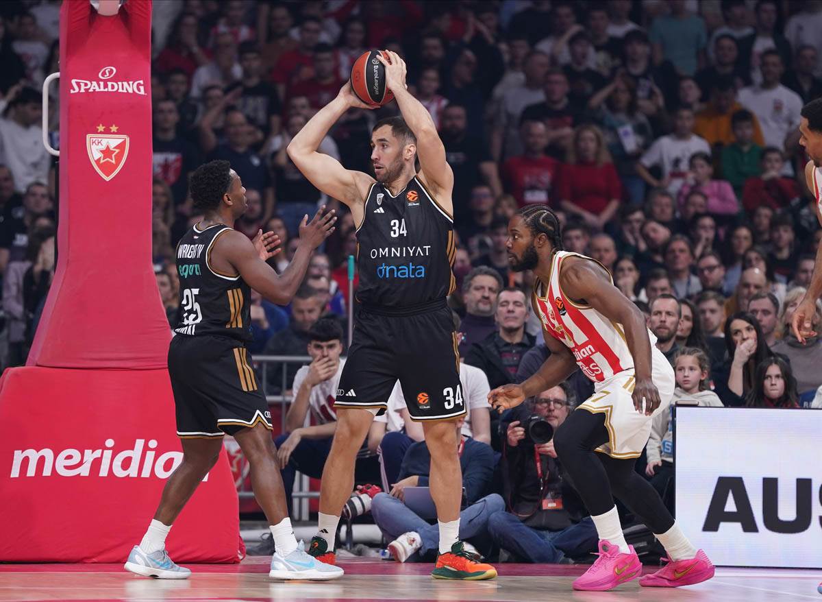 Crvena Zvezda - Dubai (9).jpg