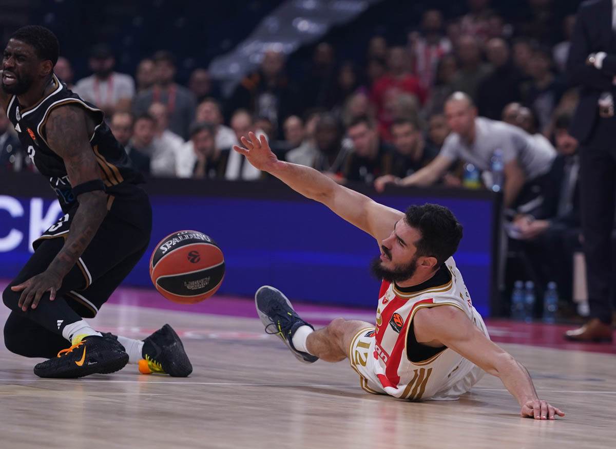 CRVENA_ZVEZDA_vs_DUBAI_123 copy.jpg