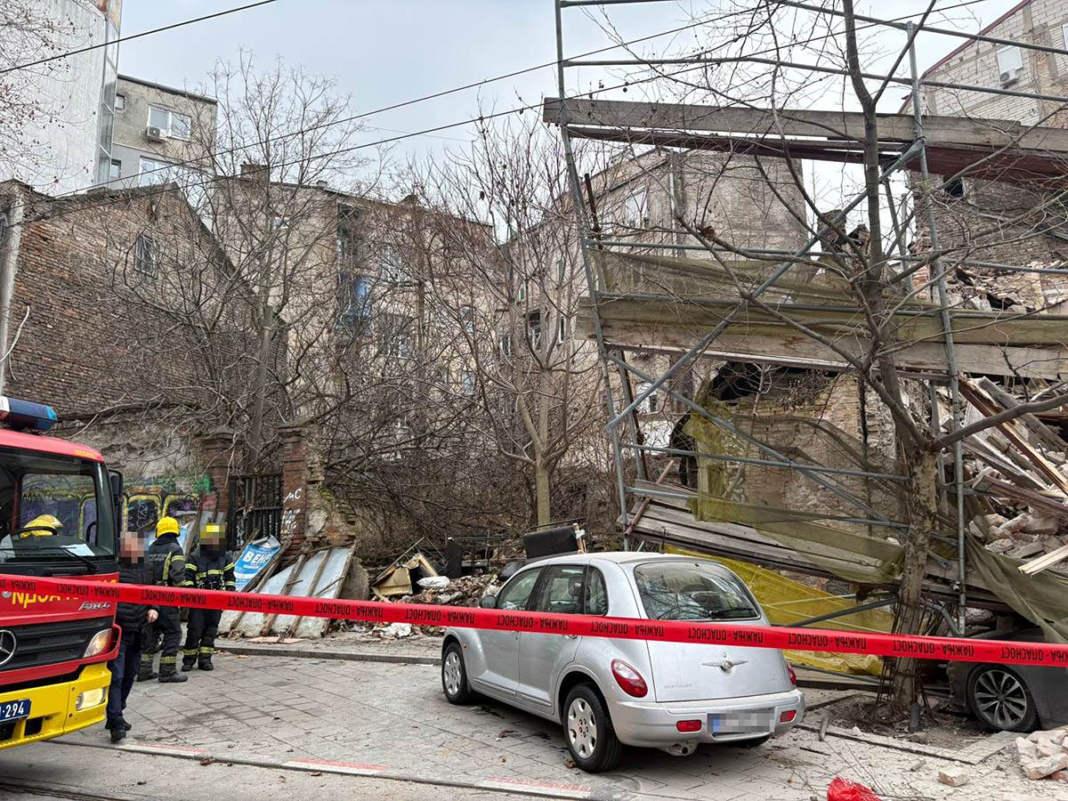 Urušila se stara zgrada u Džoržda Vašingtona (8).jpg