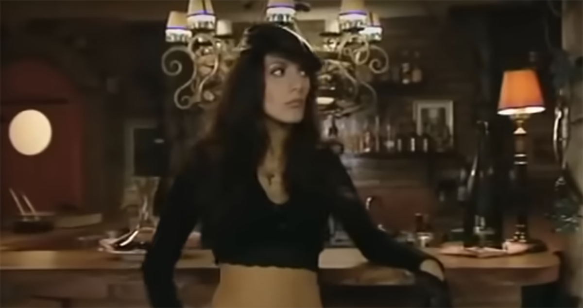 Maja iz "Lune" plenila stasom i glasom, pa nestala: Pevačica otkrila koju pesmu nikada više nije zapevala