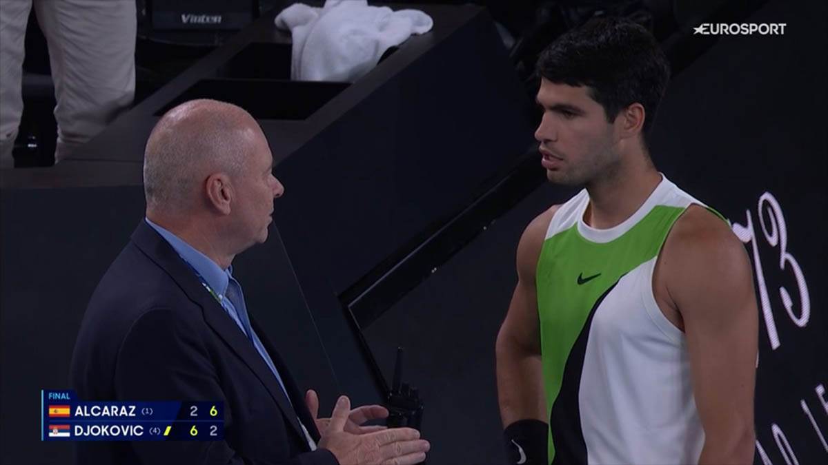 Karlos Alkaraz se žali kod supervizora Australijan opena (4).jpg