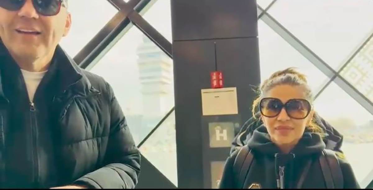 Mina Kostić I Kasper na aerodromu (5).jpg