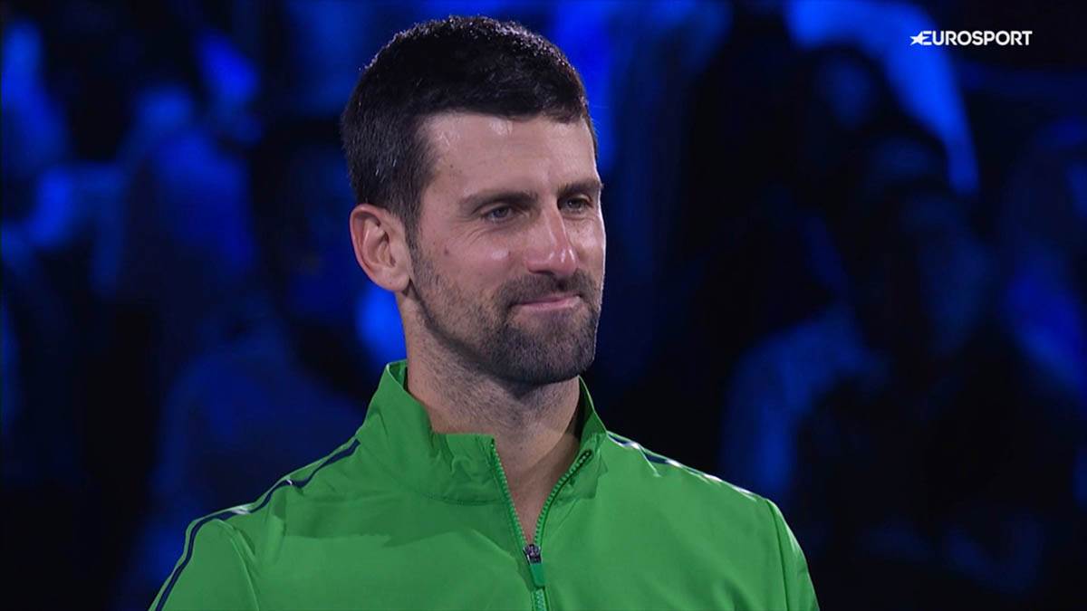 Karlos Alkaraz čestita Novaku Đokoviću (3).jpg