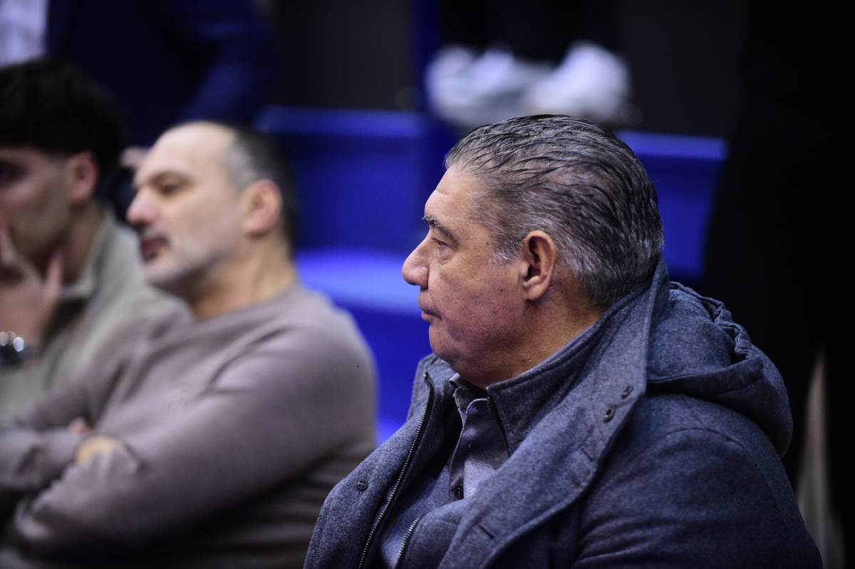 Miško Ražnatović na utakmici Mega Zvezda