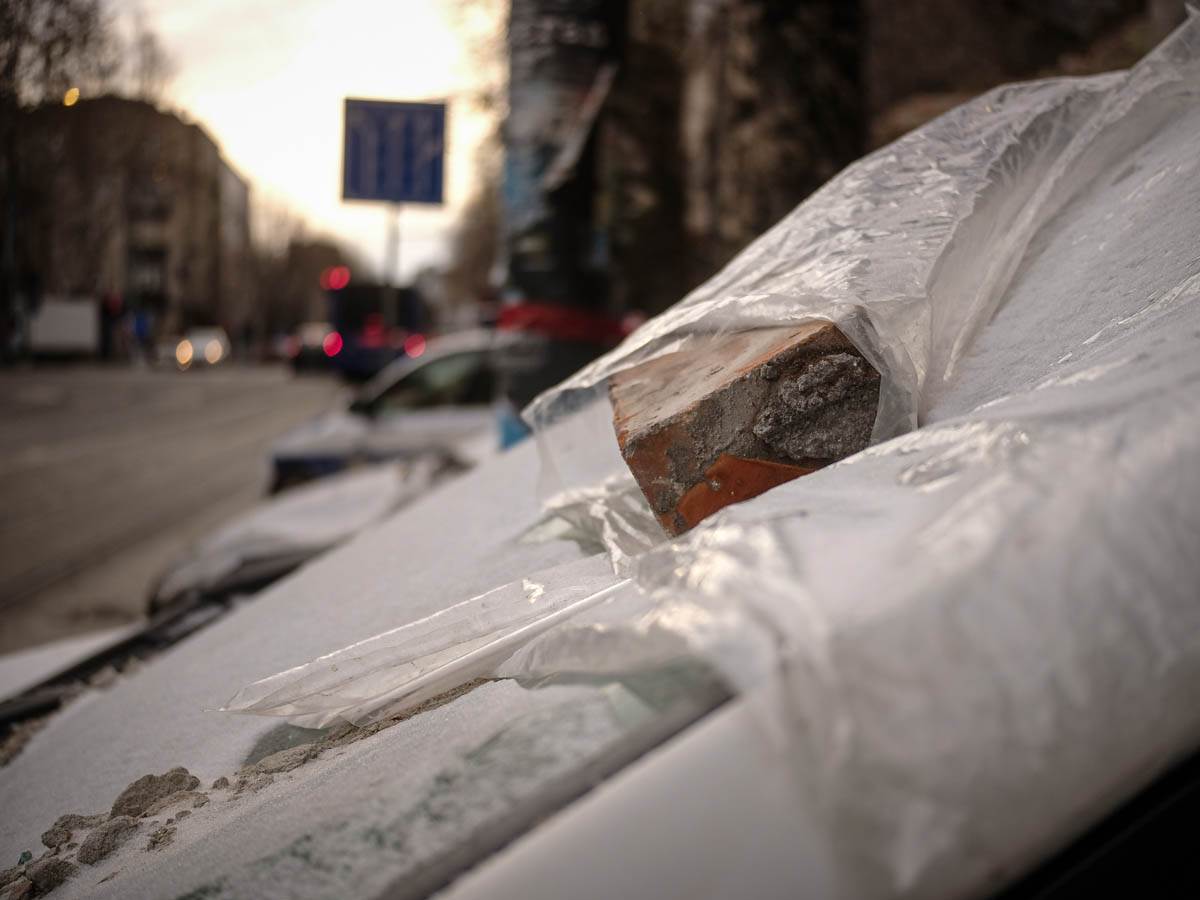 srušena_kuća_oštećeni_automobili_džordža_vašingtona_stefan_stojanović_ (4).jpg