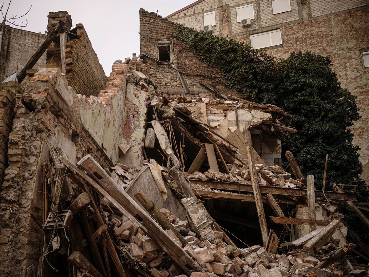 srušena_kuća_oštećeni_automobili_džordža_vašingtona_stefan_stojanović_ (15).jpg