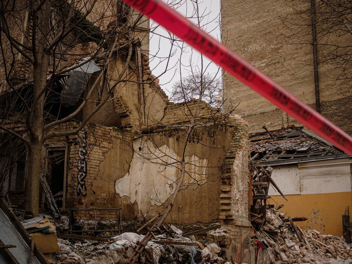 srušena_kuća_oštećeni_automobili_džordža_vašingtona_stefan_stojanović_ (19).jpg