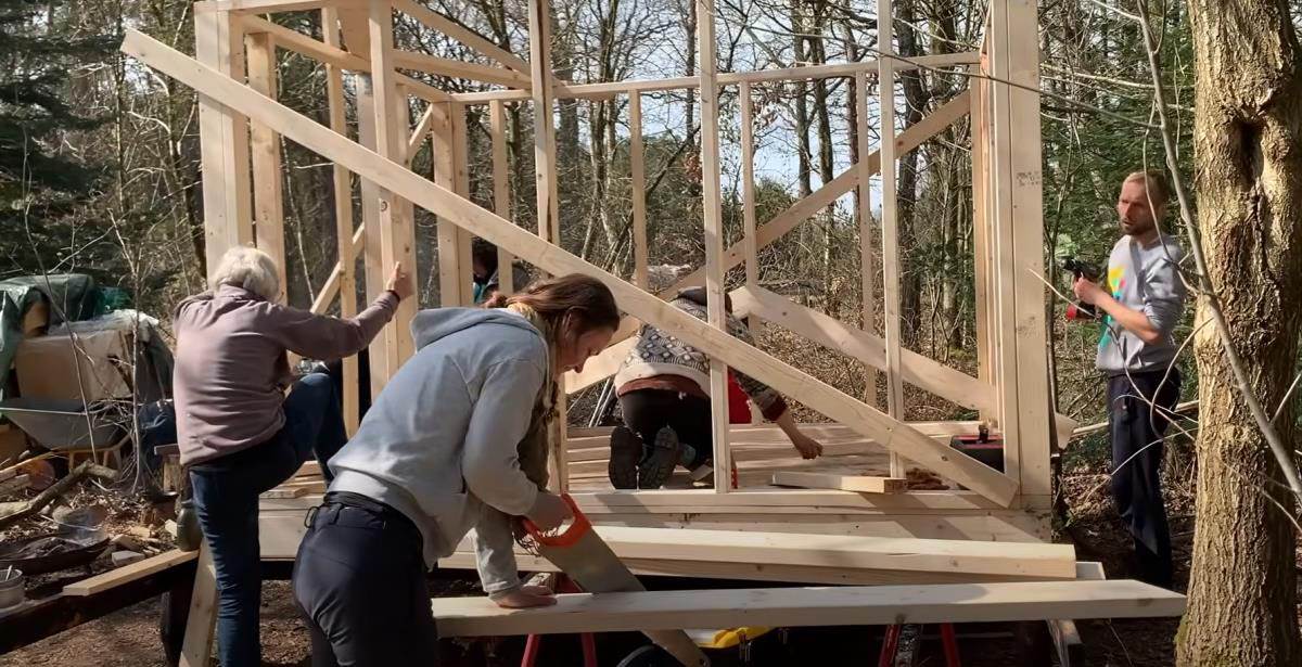 Danac dao otkaz i otišao da živi u prirodi (4).jpg