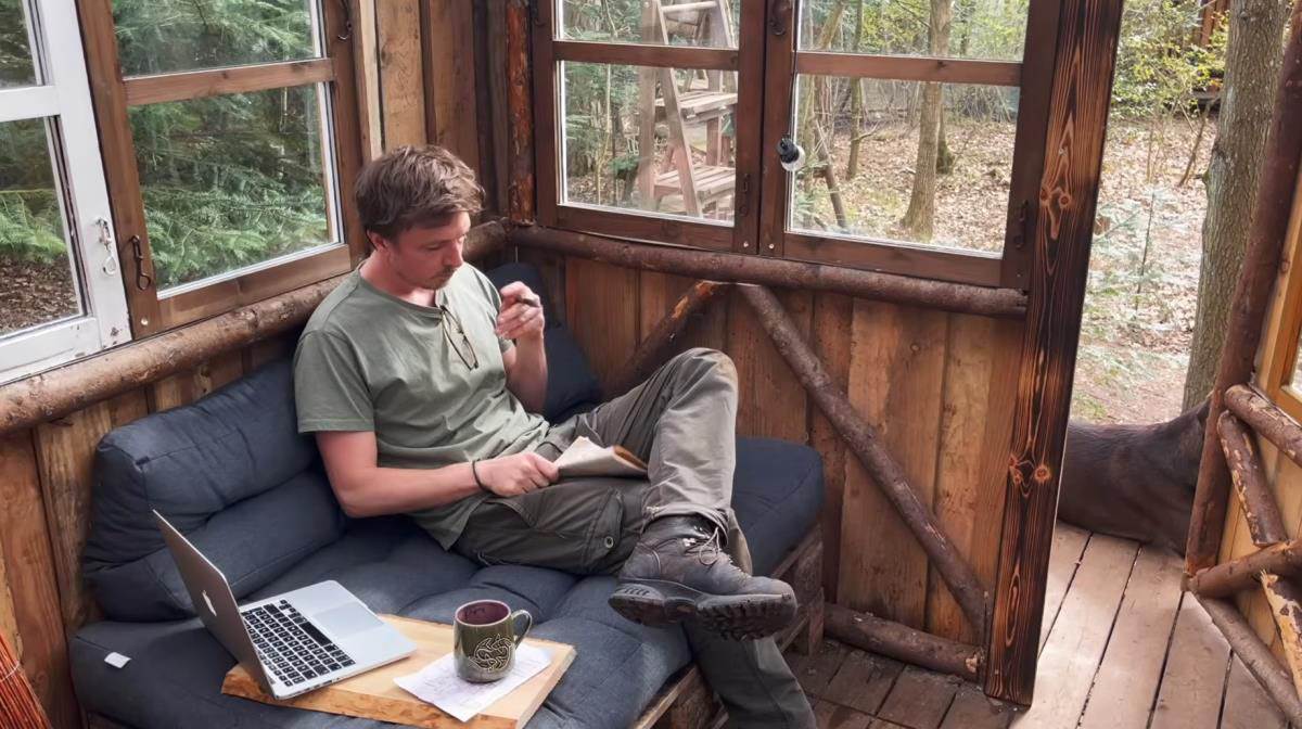 Danac dao otkaz i otišao da živi u prirodi (8).jpg