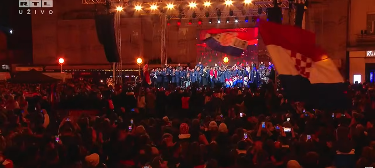 Doček rukometaša (19).png