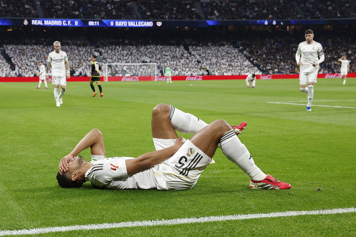 Džud Belingem u trenutku kad je doživeo povredu protiv Rajo Valjekana