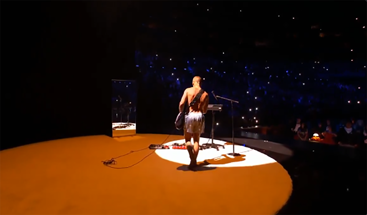 Džastin Biber na Gremiju u gaćama  (1).png