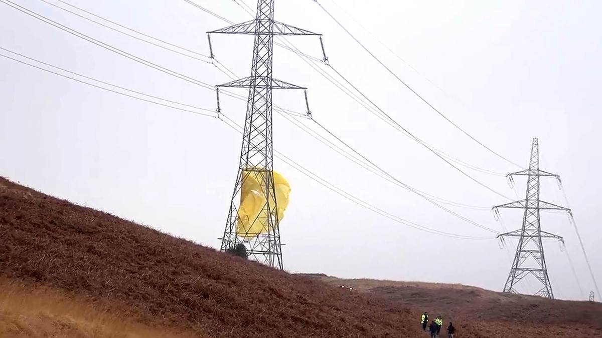 Pao avion u Mančesteru (1).jpg