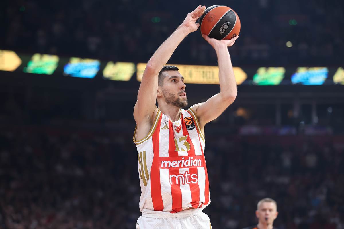 Zvezda Hapoel (9).JPG