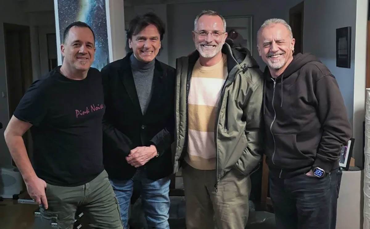 Zdravko Čolić kolege (1).jpg