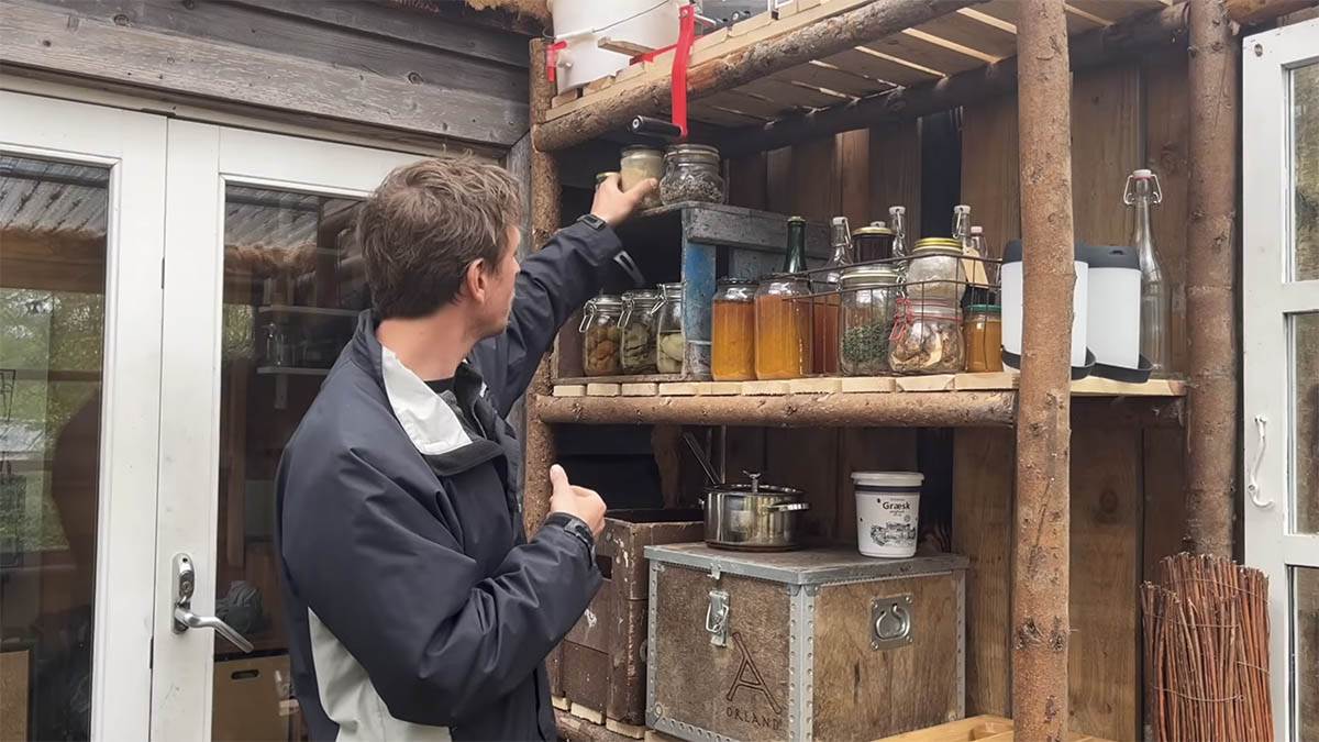 izgradio kuću za 12.000 evra 11.jpg