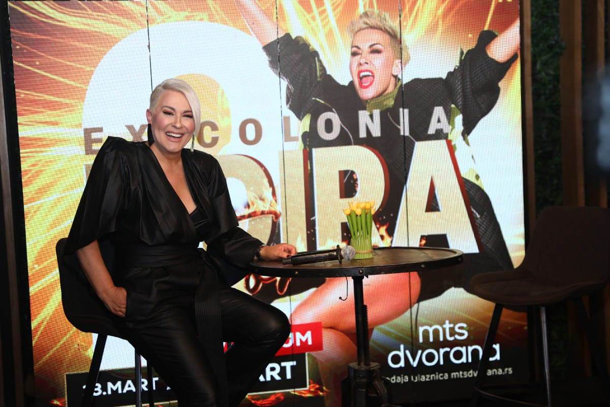 Indira ex Colonia (6) copy.jpg